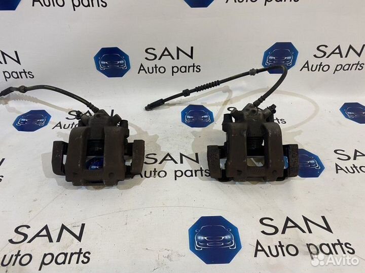 Суппорт передний левый Bmw 3 F30 N20B20 2012