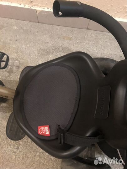 Трехколесный велосипед