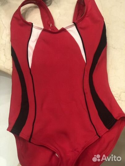 Купальник на девочку слитный