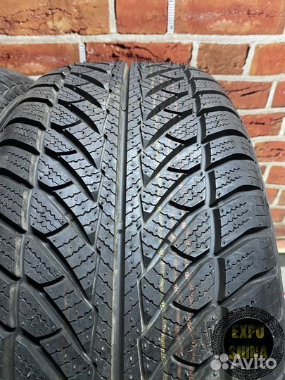 Goodyear UltraGrip 8 255/55 R18 109H