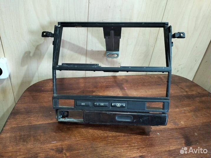 Передняя консоль салона bmwe38 рамка магнитолы по