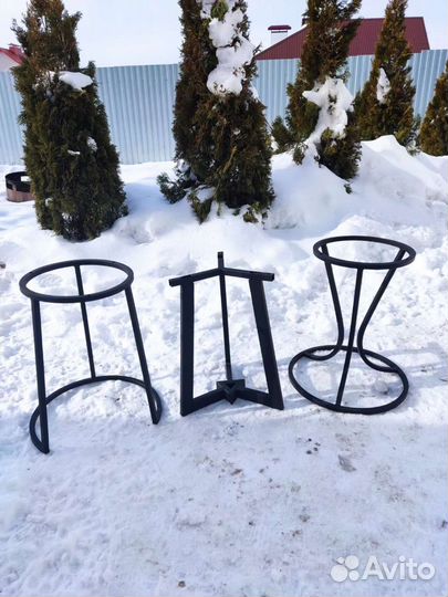 Подстолье из металла