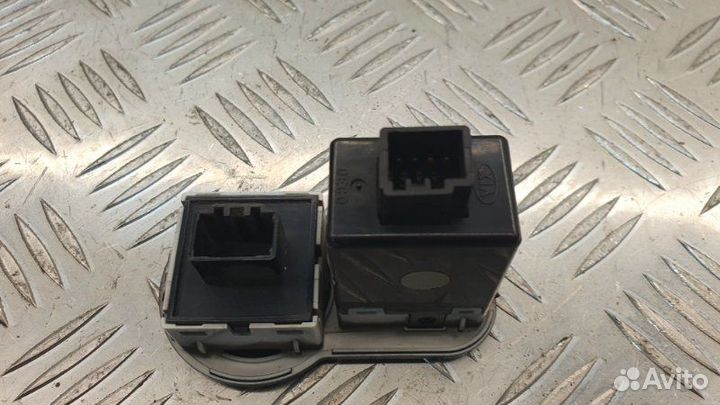 Блок управления корректора фар Kia Spectra седан