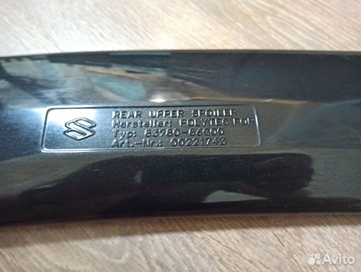 Спойлер (дефлектор) крышки багажника Suzuki Ignis