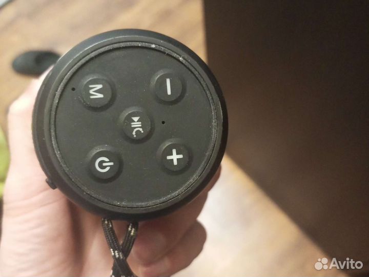 Музыкальная колонка с блютузом бу