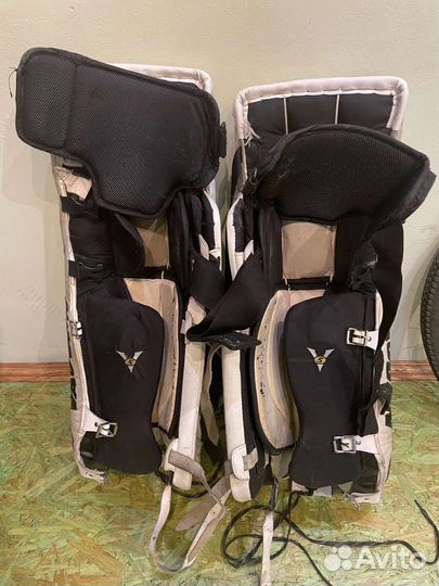 Хоккейная вратарская форма jr