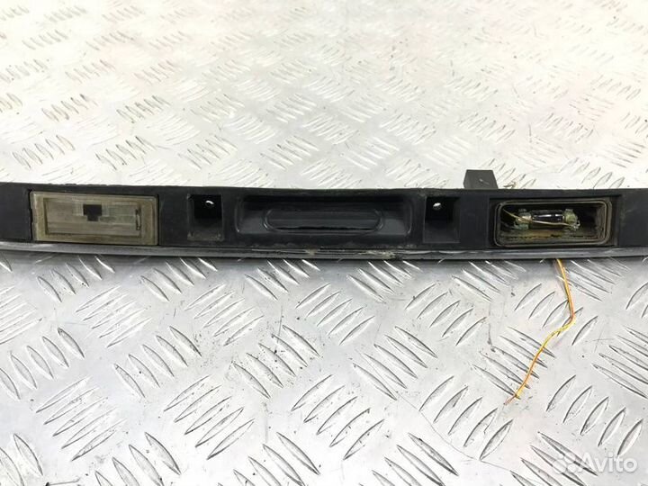 Планка подсветки номера Bmw Х5 Е53 M54B30 2004