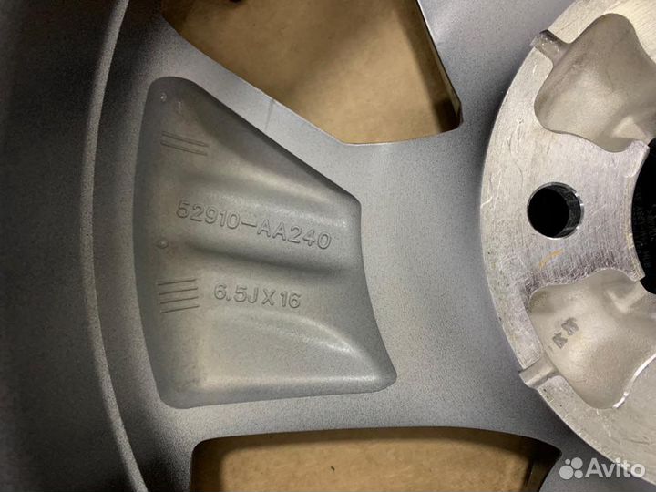 Новые Hyundai Elantra CN7, Hyundai Kona R16