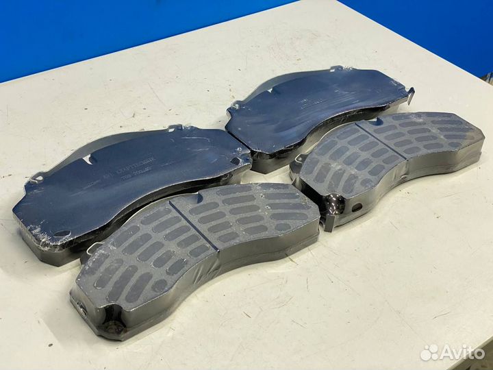 Колодки задние для sitrak C7H (комплект)