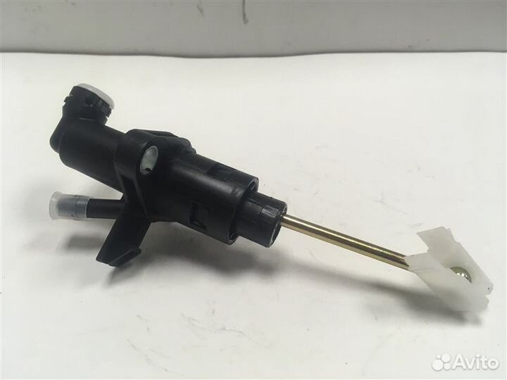 Цилиндр сцепления главный Volkswagen Golf Iv/Bora