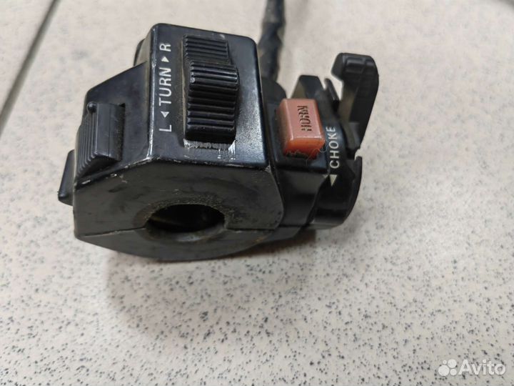 Пульт руля левый Yamaha XJ750