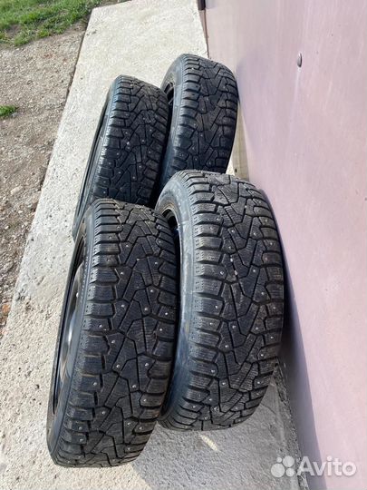 Pirelli Chrono 2 185/60 R15