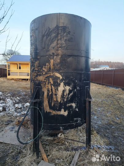 Бак для воды на дачу