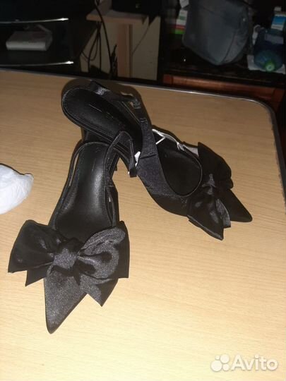 Босоножки женские 37 размер на каблуке