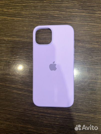 Чехол на iPhone 14