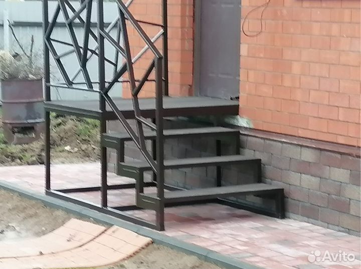 Антресольный этаж мезонин