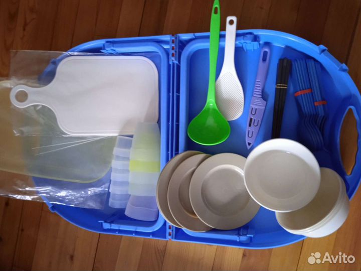 Набор для пикника в чемодане (столик) Корея