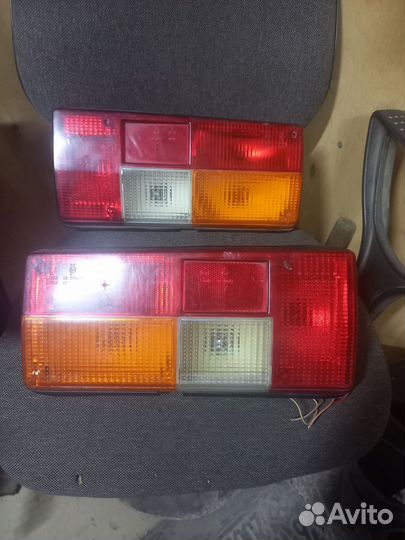 Задние фонари