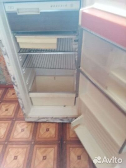 Холодильник бу маленький