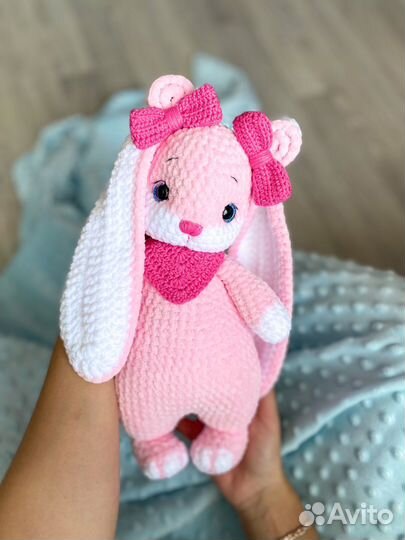 Вязанные игрушки-безопасный подарок для малыша