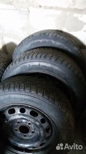 Шины 195/65/15 зима 4 шт. диски 5/114.3