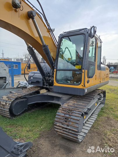 Гусеничный экскаватор XCMG XE215C, 2024