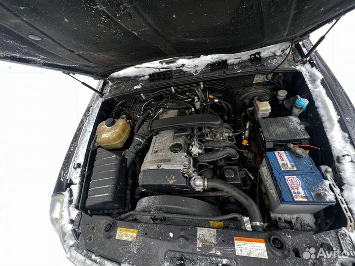 В разбор Ssang Yong Rexton 2006, 2.3