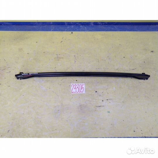 Volkswagen Jetta усилитель переднего бампера