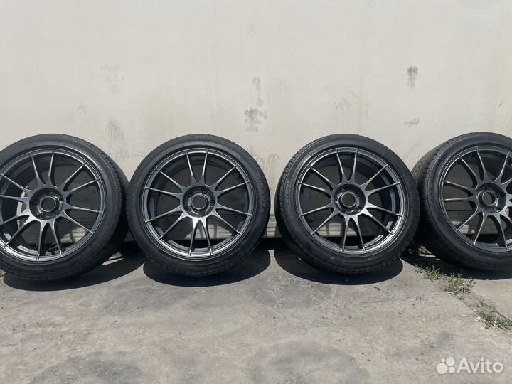 R18 Bridgestone Turanza ER33 235/45, PCD 5x114.3 DIA 72.1