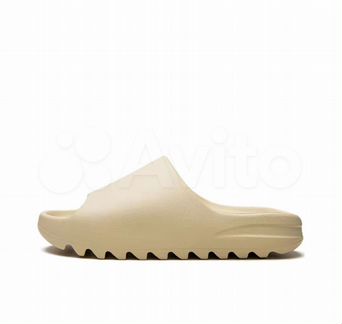 Adidas Yeezy Slide "Bone"