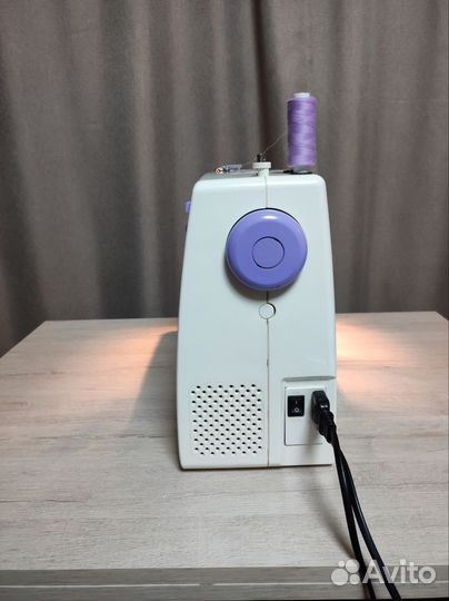 Швейная машина New Home