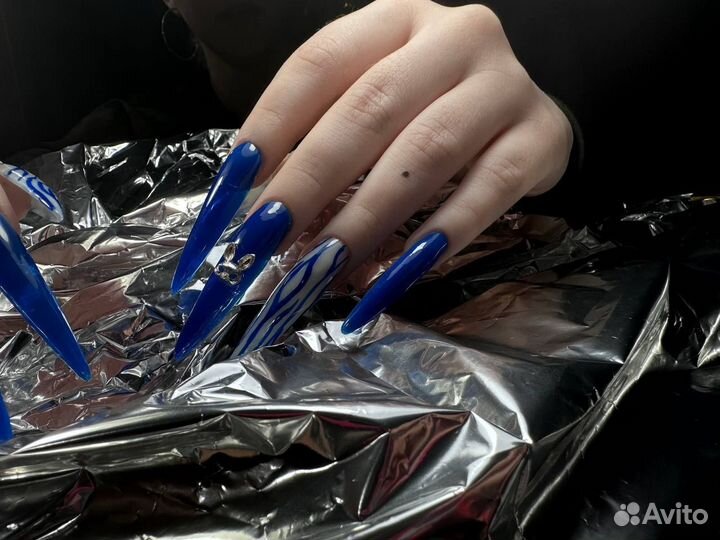 Наращивание ногтей