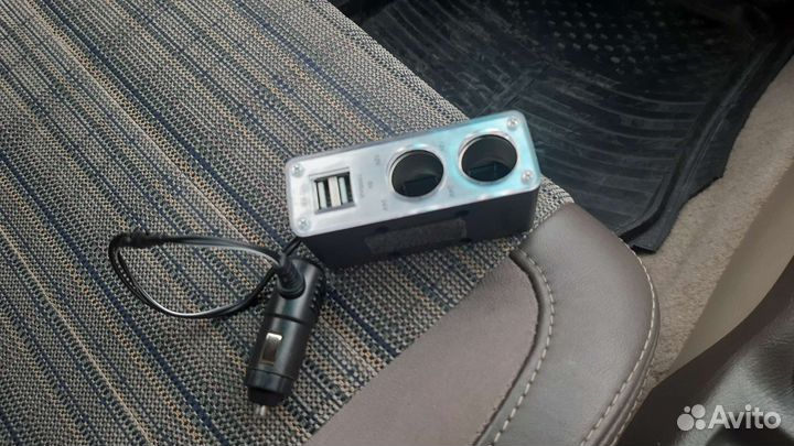Дополнительный прикуриватель и USB