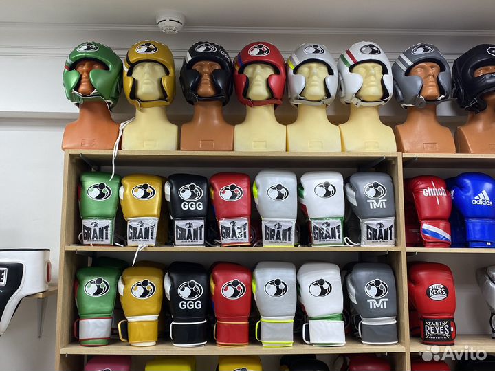 Боксерские перчатки venum Loma Grant Rival Title C