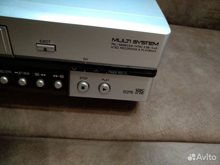 Видеомагнитофон Panasonic NV-HV 60 Hi-Fi Stereo