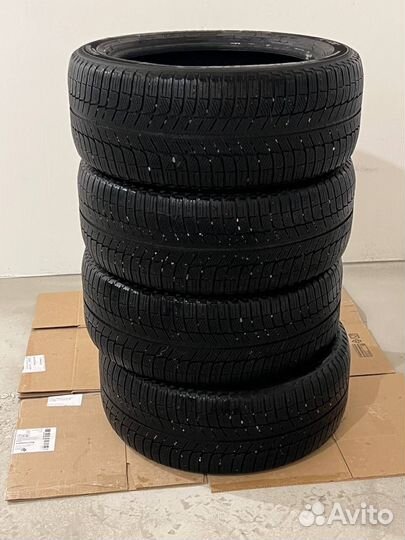 Michelin X-Ice 245/50 R18 104H