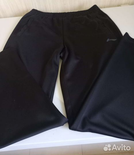 Костюм спортивный