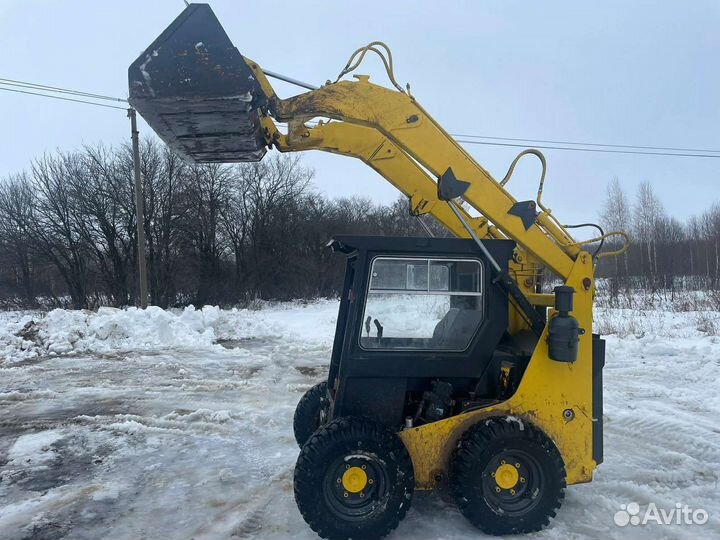 Минипогрузчик с гидробуром