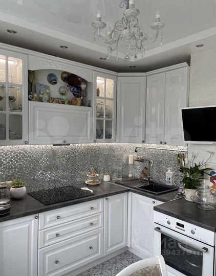 2-к. квартира, 52 м², 12/12 эт.