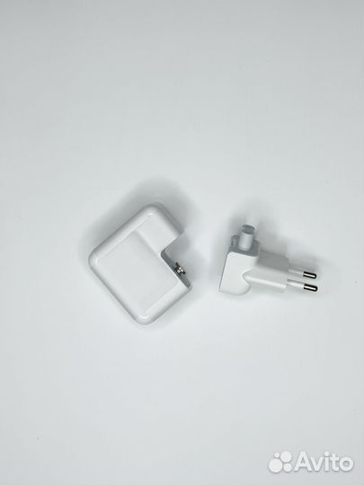 Зарядное устройство Dual USB-C