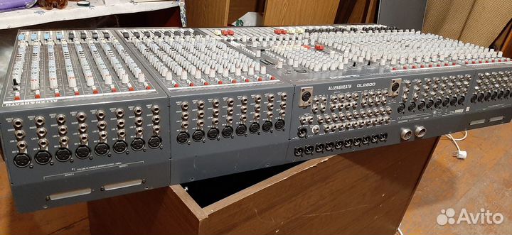 Микшерный пульт Allen Heath 32 канала