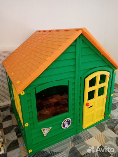 Детский игровой пластиковый домик