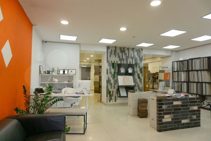 Торговая площадь, 129 м²