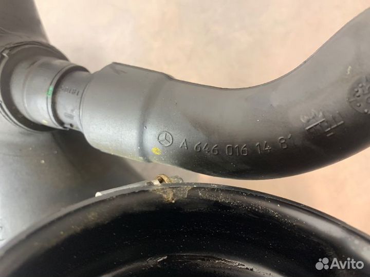 Патрубок воздушного фильтра Mercedes C-Class W203