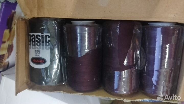 Нитки швейные бобины оверлочные