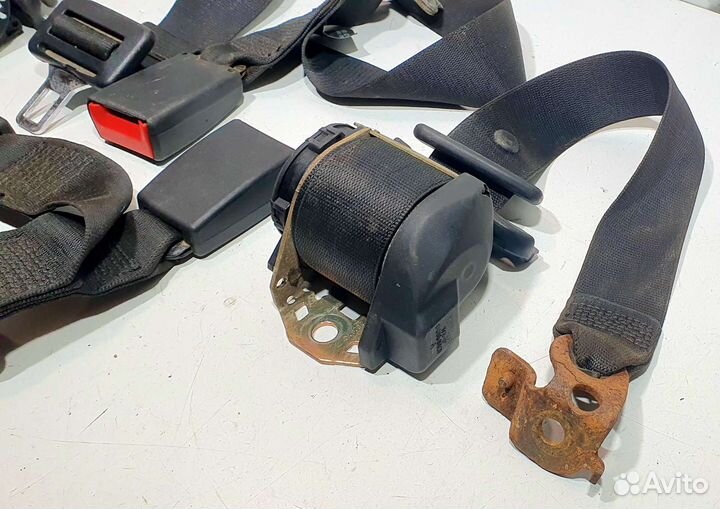 Комплект зимних ремней безопасности Mercedes W202