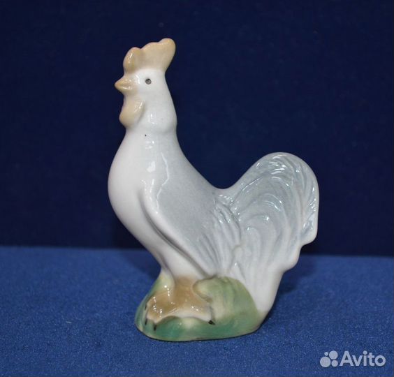 Мини. фарфоровая статуэтка- петушок. лфз
