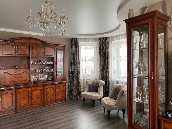 3-к. квартира, 86 м², 7/10 эт.