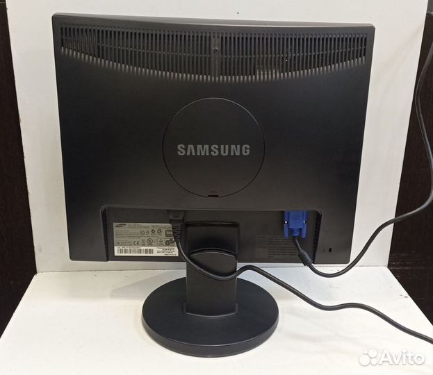 Мониторы Samsung SyncMaster 943N