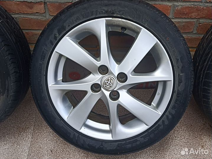 Комплект японских колёс 195/50/R16 toyota aqua